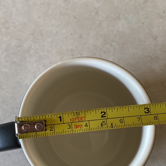 Vancouver Aquarium “Walrus” Mug 16oz Exc Shape - Picture 7 of 8